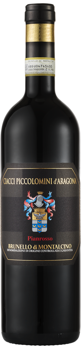 Flaskan är av mörkt glas och har en svart kapsel med guldband och en svart etikett med ett vapen samt texten Ciacci Piccolomini d'Aragona, Pianrosso och Brunello di Montalcino. Brunello di Montalcino Pianrosso Ciacci Piccolomini, flaska. Flaskan är av mörkt glas och har en svart kapsel med guldband och en svart etikett med ett vapen samt texten Ciacci Piccolomini d'Aragona, Pianrosso och Brunello di Montalcino.