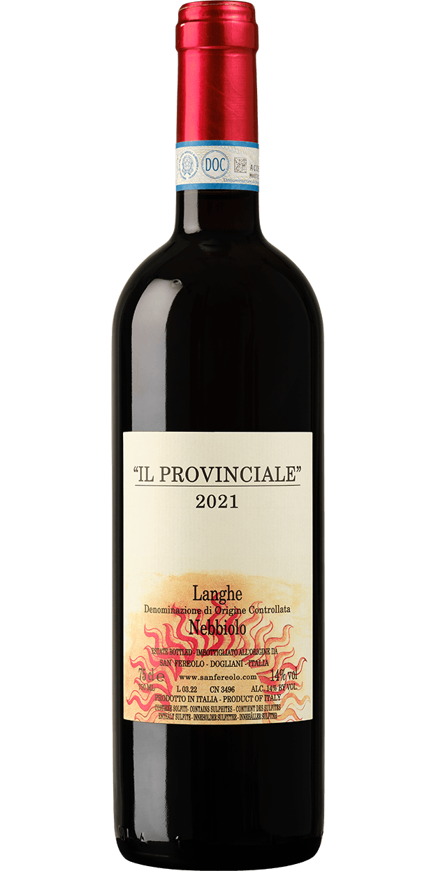 Flaskan är mörk och har röd kapsel, en blå DOC-remsa på halsen och en gräddvit etikett med texten Il Provinciale 2021, Langhe och Nebbiolo samt ett rödorange flammotiv nederst. Il Provinciale Langhe Nebbiolo, flaska. Flaskan är mörk och har röd kapsel, en blå DOC-remsa på halsen och en gräddvit etikett med texten Il Provinciale 2021, Langhe och Nebbiolo samt ett rödorange flammotiv nederst.